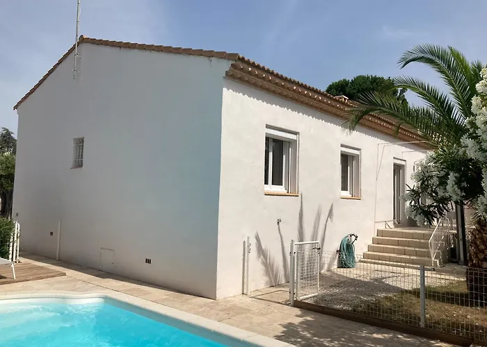 Belle Spacieuse Avec Piscine Privee, Semi Climatisee- 10 Couchages, Wifi, Proche Canal Du Midi Et A 4 Km De La Lxpin7 Villa