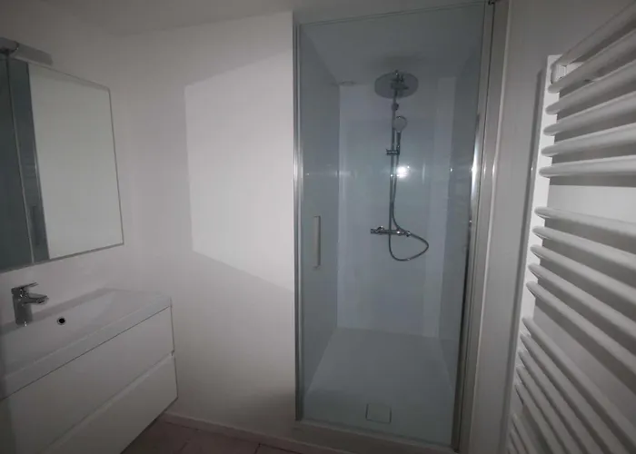 Belle Spacieuse Avec Piscine Privee, Semi Climatisee- 10 Couchages, Wifi, Proche Canal Du Midi Et A 4 Km De La Lxpin7 Villa *